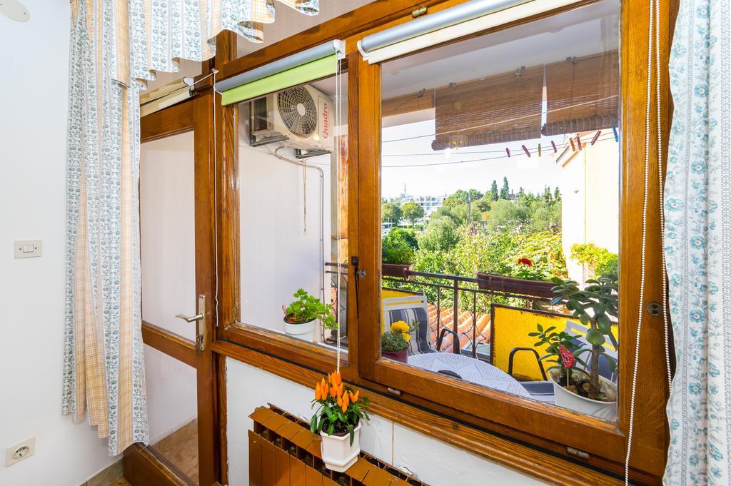 Appartamento Apartman Solomir Zara Esterno foto