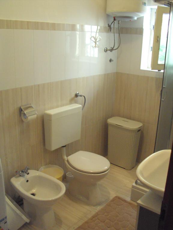 Appartamento Apartman Solomir Zara Esterno foto